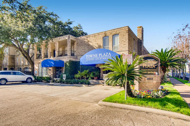 Leasing office - Towne Plaza Apartments