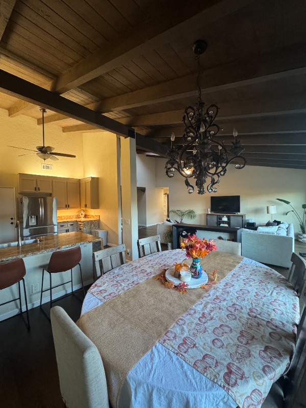 Photo - 1346 Miraflores Glen