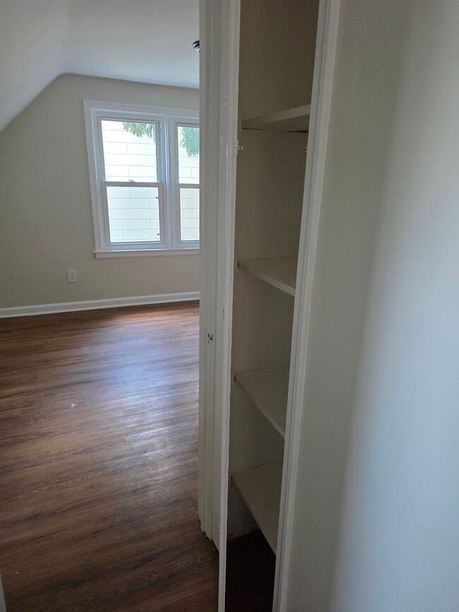 Photo - 4 Bedroom 3 Bathroom House in Syracuse