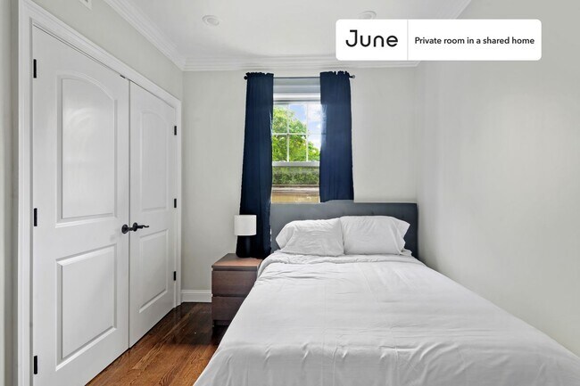 Photo - Room in Shared 4 bed/1.5 bath home Unidad A