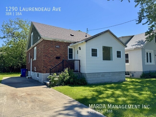Building Photo - BRAND NEW RENO 3 BED/1 BATH HOME EAST WINDSOR + UTILITIES!