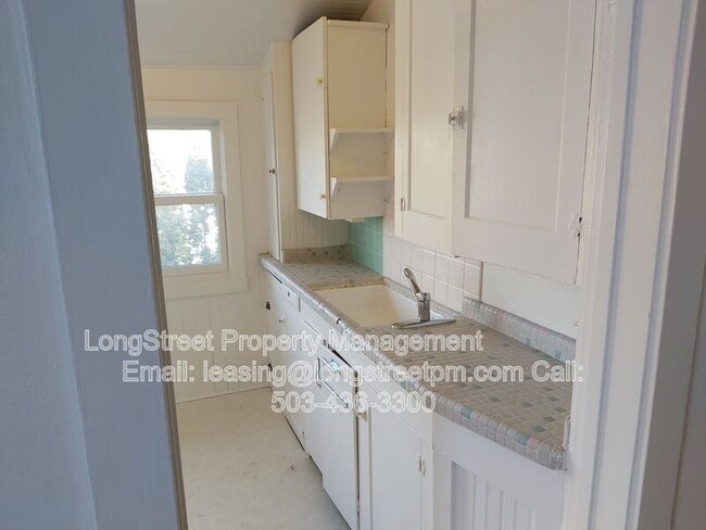 218 NW 21st St Unit 4
