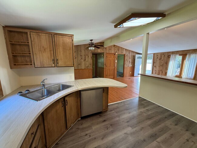 Photo - 3240 Woodland Dr
