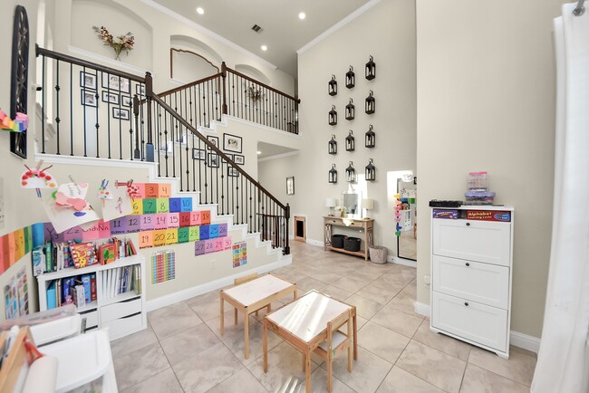 Photo - 6703 Sandia Crest St