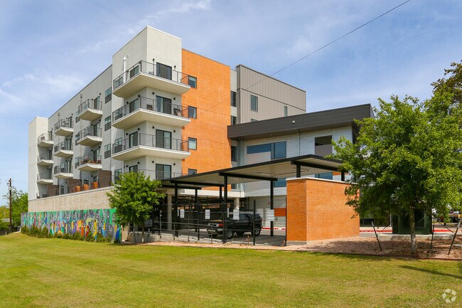 Primary Photo - Burnet 64