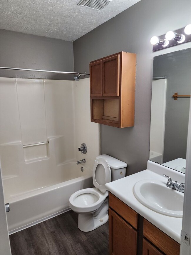 Photo - 2 bedroom 1 bath apartment