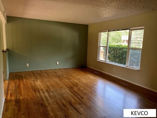 Photo - Wide Ranch Home in Campus West Near Foothills