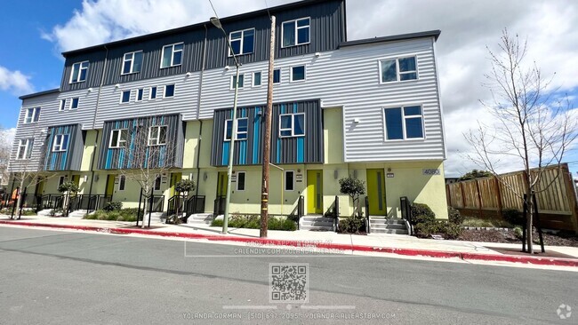 Building Photo - Modern Style and Sophistication, 2 En-Suit... Rental