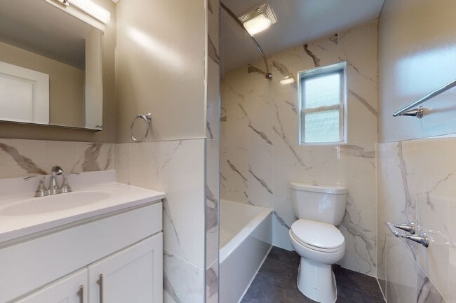 Photo - The Gardens At Wesmont Station