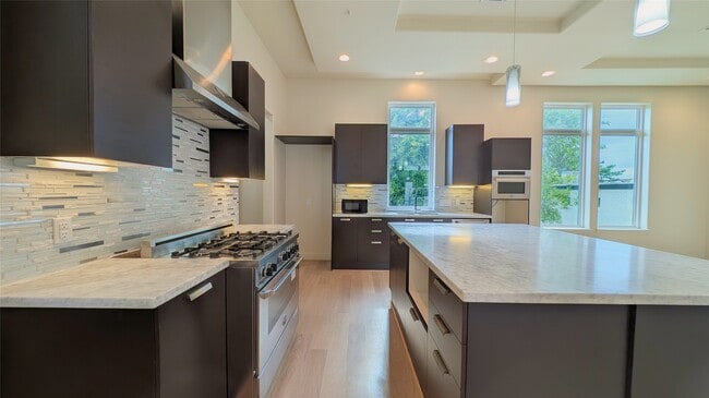 Building Photo - 1844 Colquitt St