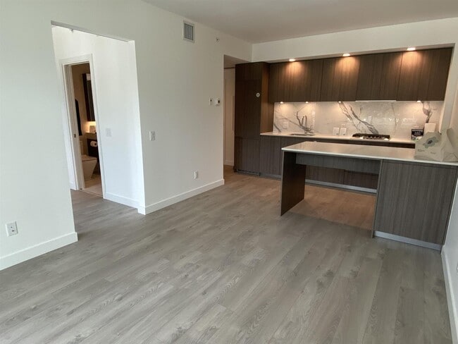 Photo - 6463 Silver Ave