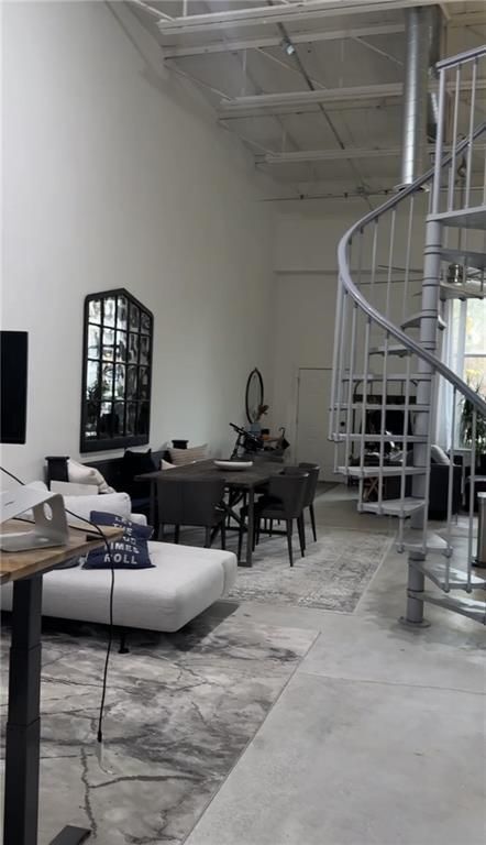 Photo - 807 Field St SE