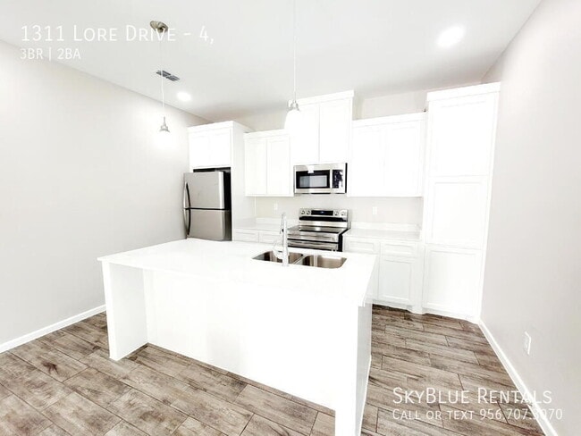 Photo - 1311 Lore Dr Unit 4,