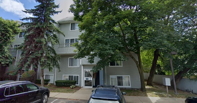 Photo - 148 North Beacon St Apartments Unit B2