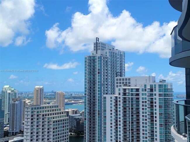 Building Photo - 1000 Brickell Plaza Unit 4314 Rental