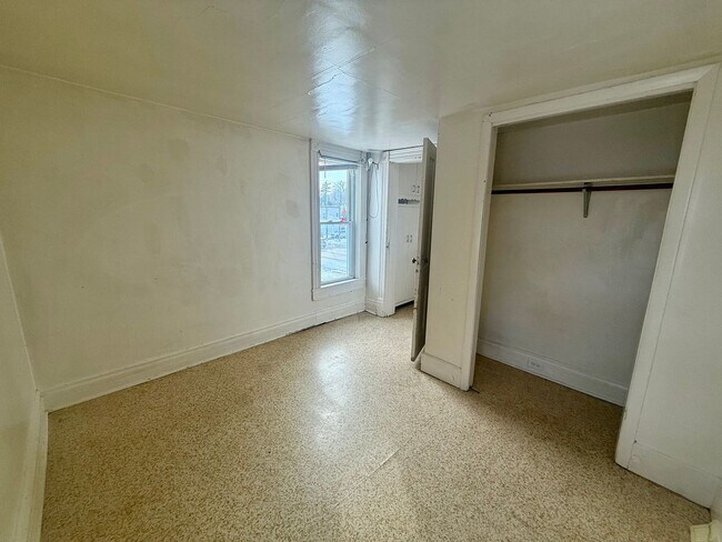 Photo - 111 N 3rd Ave Unit Upper