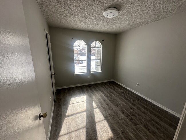 Photo - 11111 E 36th St