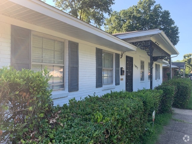 Building Photo - 1897 Cherry Rd Rental