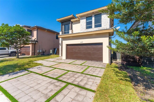 Photo - 16175 SW 136th Terrace