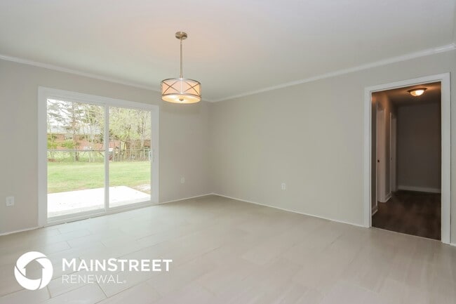 Photo - 1135 Carolina Cir