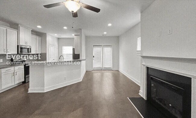 Photo - 1924 Dillon Dr