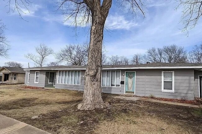 128 Vandenburg Dr