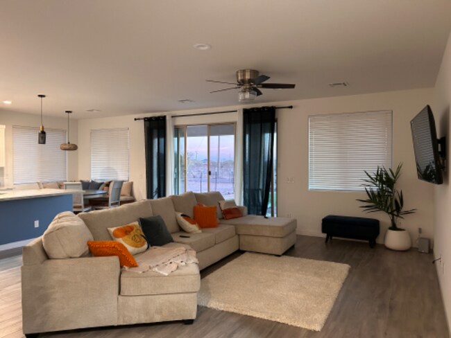 Photo - 47833 N 43rd Ave