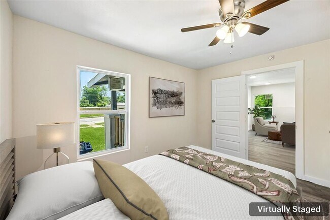 Photo - 1265 E Maddox Ave