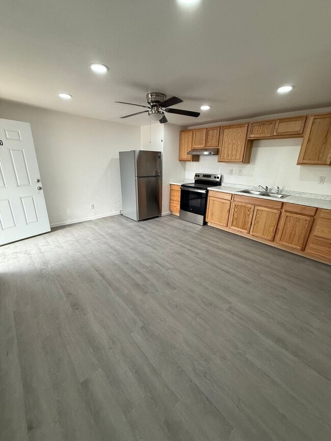 Photo - 232 W Barbara St Unidad Apt D