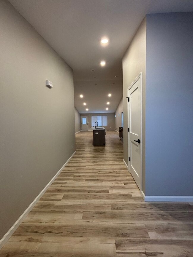 Photo - 2532/2528 Landmark Drive Unidad 2528