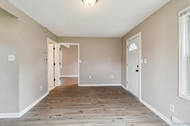 Photo - 23337 Vance Ave