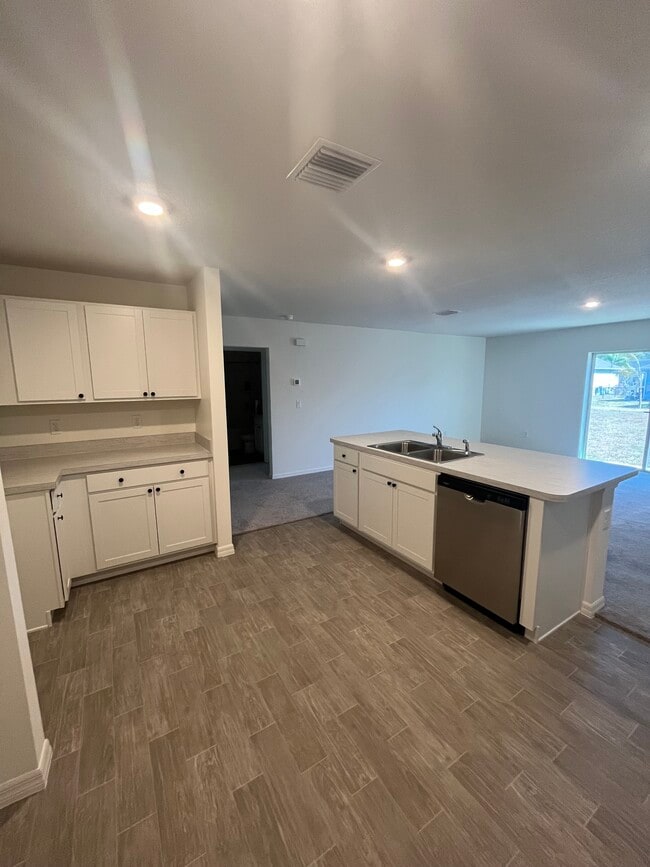 Photo - 27 Wood Cedar Dr