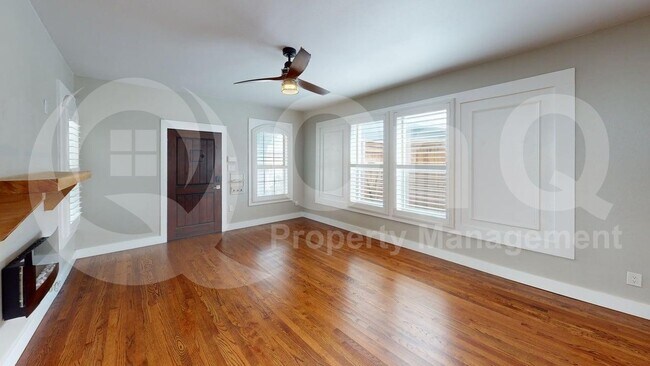 Photo - 642 N Tyler St