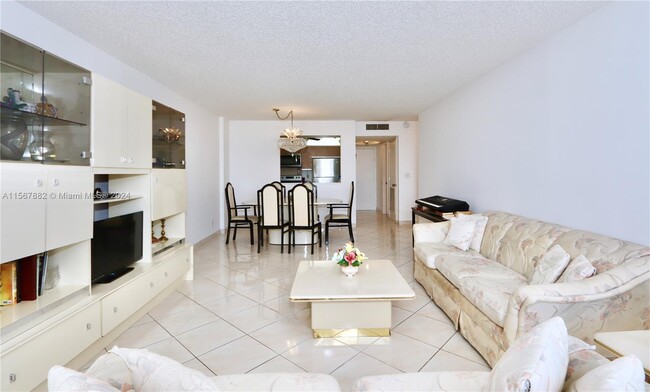 Photo - 2401 S Ocean Dr Unit 806