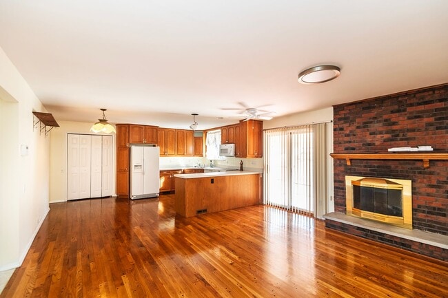 Photo - Beautiful 4 Bedroom 3 Bathroom South County Home