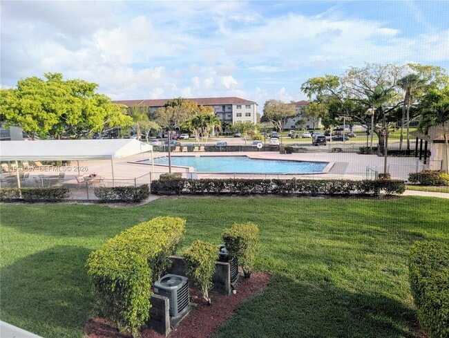 Building Photo - 151 SW 135th Terrace Unit 212T