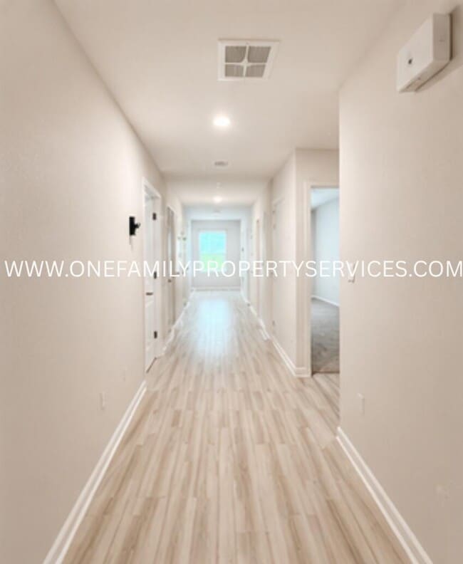 Photo - 2606 Saltgrass Wy