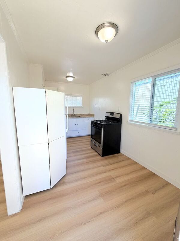 Photo - 1732 Cabrillo Ave