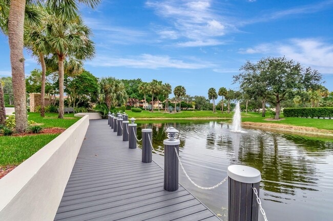 Building Photo - 5901 Camino del Sol Unit 403