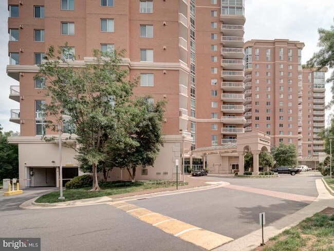 Building Photo - 3101 N Hampton Dr Unit 1214 Rental