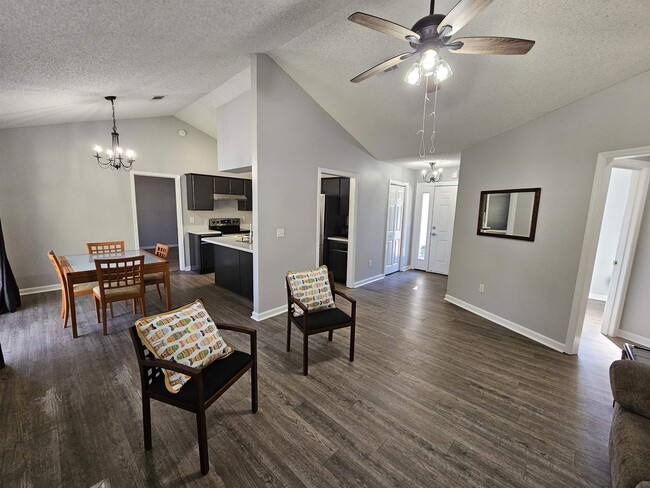 Photo - 2428 Beechnut Ln