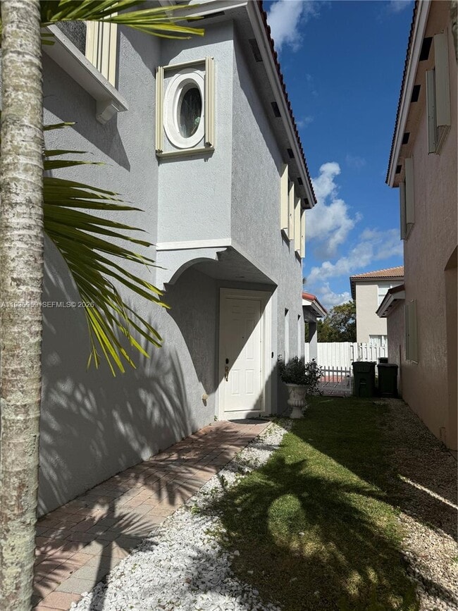 Photo - 3951 NE 13th Dr