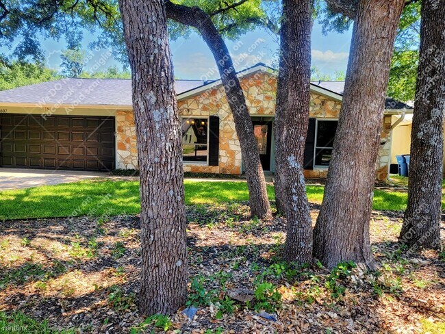 3 br, 2 bath House - 3607 Ambleside Dr