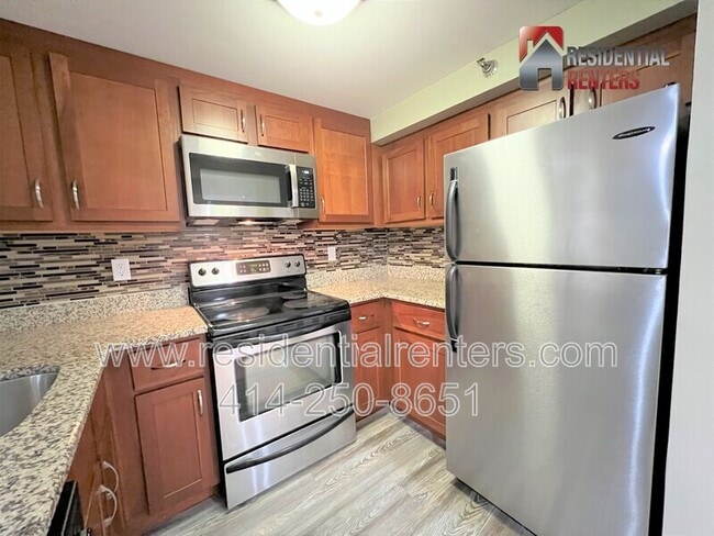 Photo - 270 E Highland Ave House
