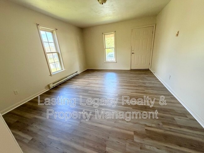 Photo - 510 Alexander St