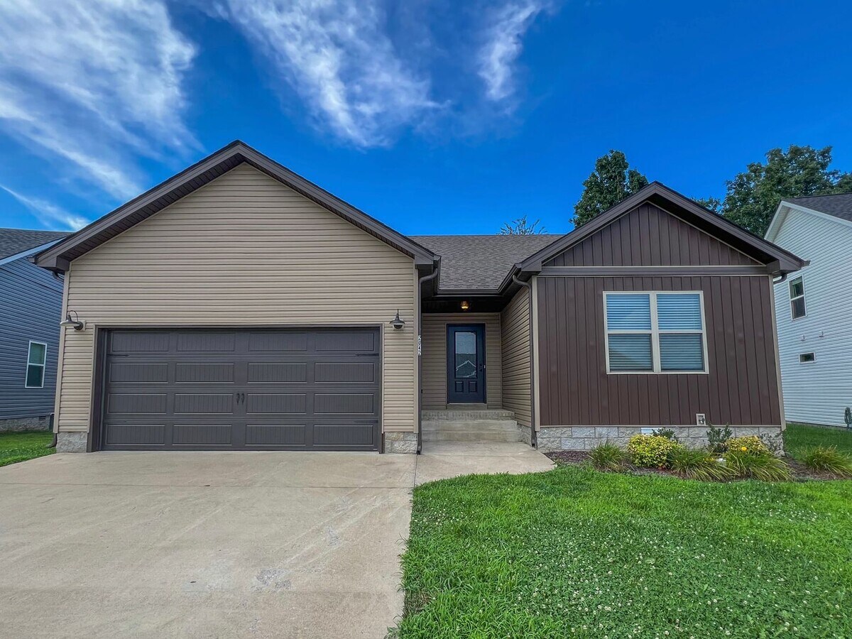 Coming Soon! Single-Family Off Exit 1! - Coming Soon! Single-Family Off Exit 1! House