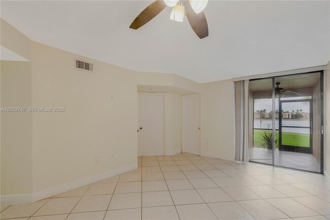 Photo - 15545 N Miami Lakeway Unit 102