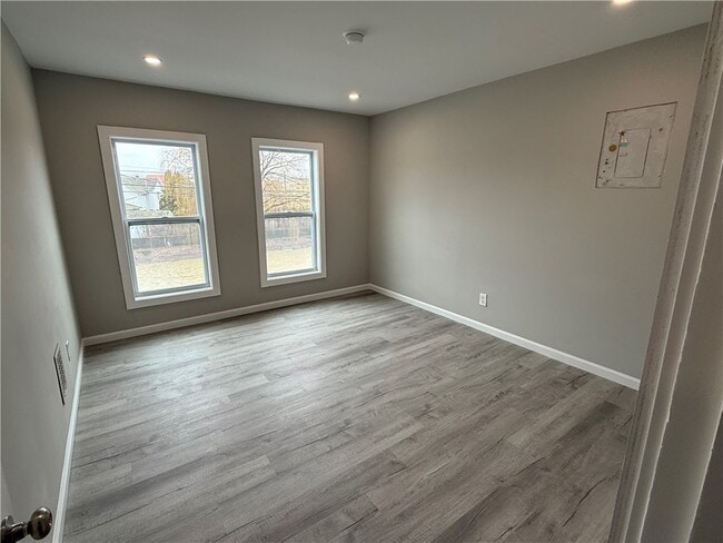 Photo - 14 Willow Pl