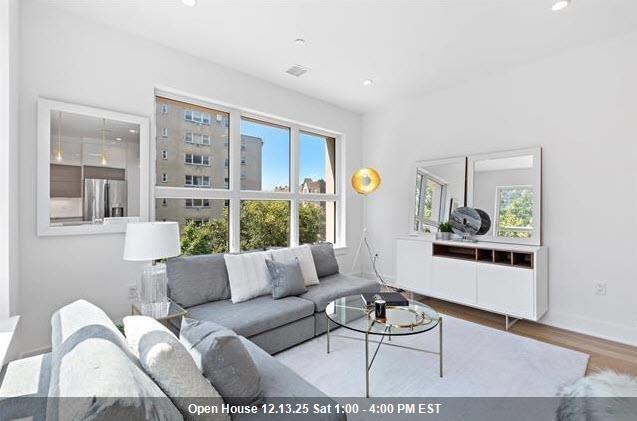 Building Photo - 6025 JFK Blvd E Unit 507