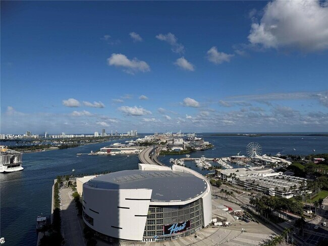 Photo - 888 Biscayne Blvd